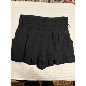 Anthropologie NWT black cotton gauze, elastic waistband, two pocket shorts L